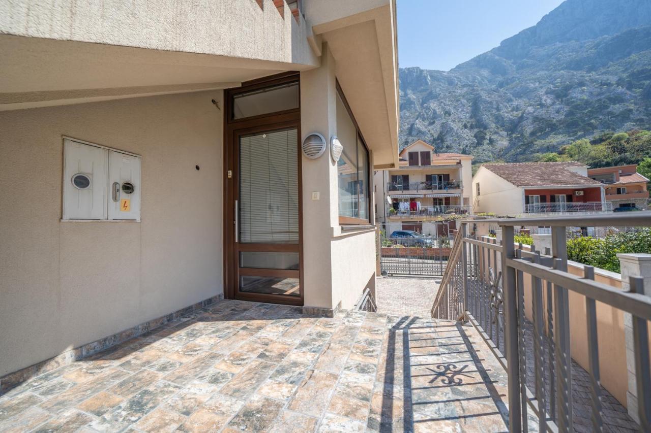 Apartments Milunovic Kotor Exteriör bild